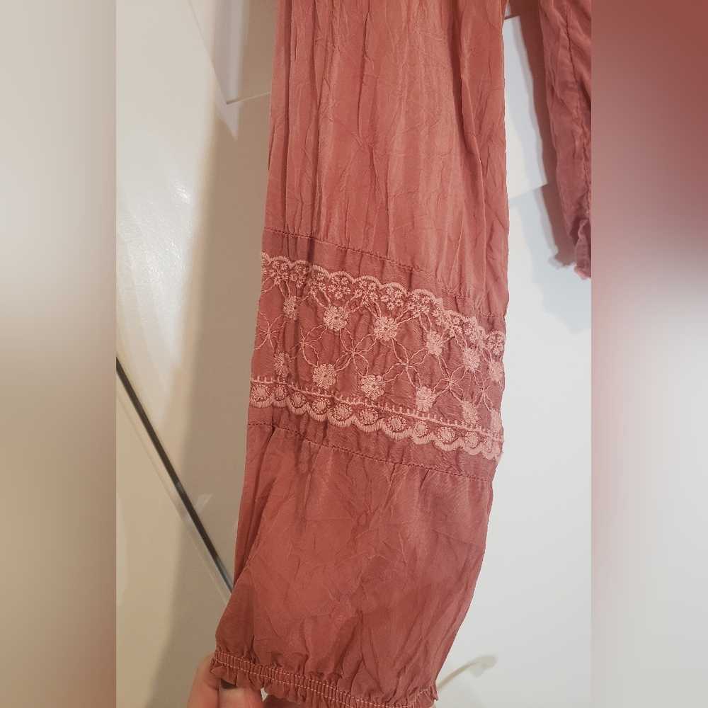 Johnny Was Embroidered Flowers Semi Sheer Blouse Tie At Neck Rust Sz Small Boho - Picture 8 of 13